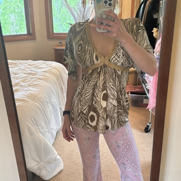 SKY TOP Y2K 100% silk blouse short sleeve feather print cream taupe tan sz S - Picture 8 of 10